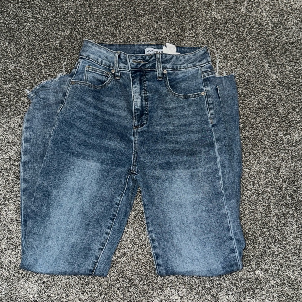 Justfab Mid-Rise Jegging Jean - Size 25 (0-2)
